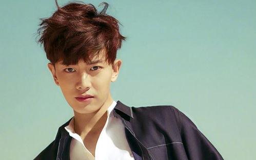 任嘉伦天天吃瓜