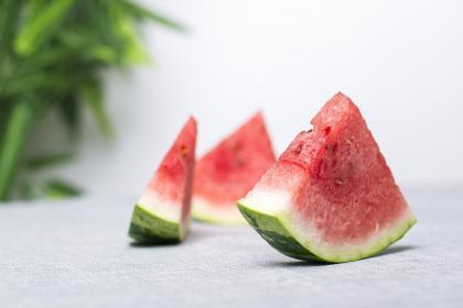 梦见洗瓜吃,洗瓜吃瓜，揭秘潜意识中的生活寓言