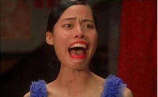 龅牙吃瓜搞笑视频,欢乐无限，搞笑视频笑翻天！