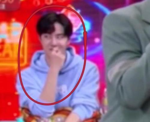 杭天琪吃瓜群众图片,娱乐圈的“吃瓜”高手